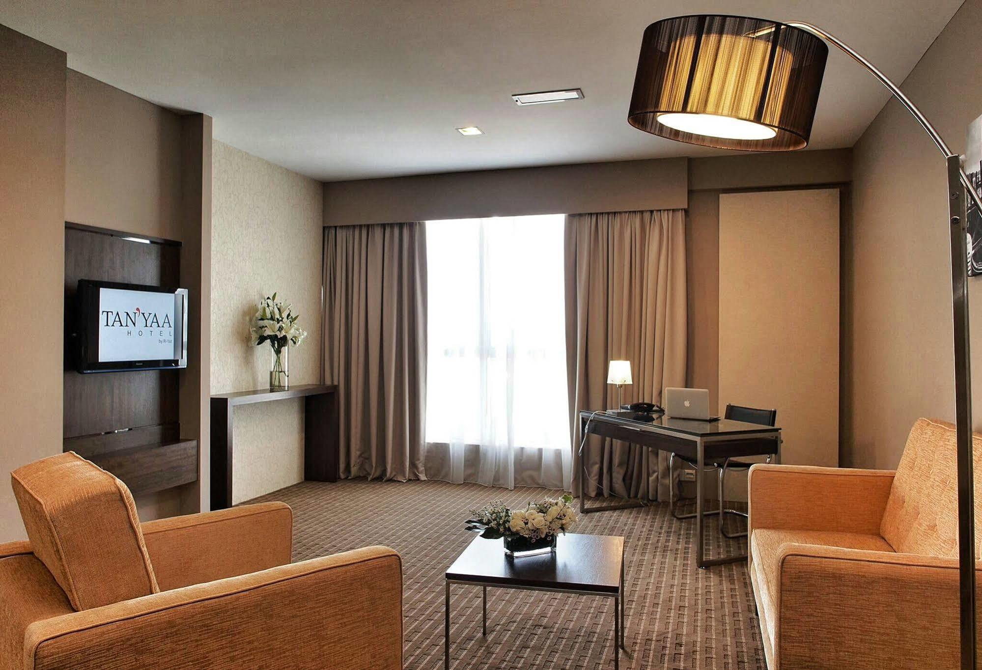 Hotel Primera Suite Cyberjaya Exterior photo